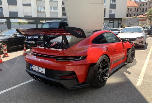 Porsche 992 GT3 RS Weissach Package