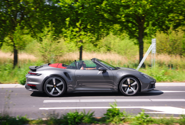 Porsche 992 Turbo S Cabriolet