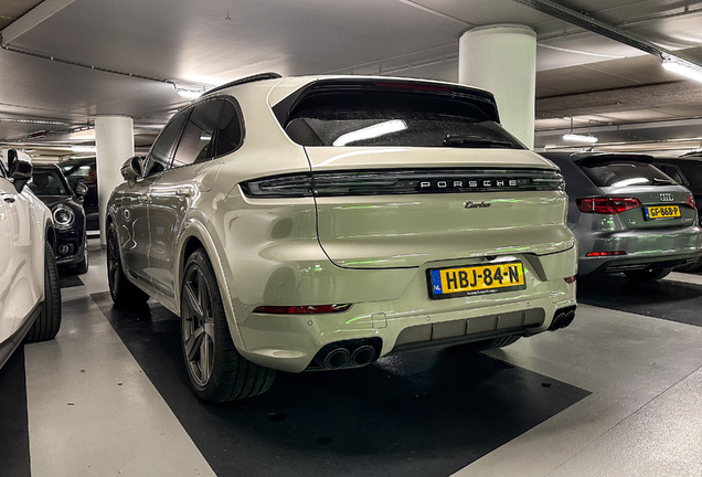 Porsche 9YA Cayenne Turbo E-Hybrid