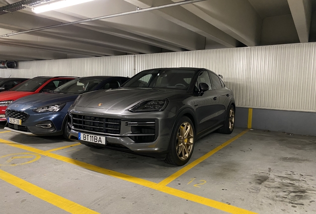 Porsche Cayenne Coupé Turbo E-Hybrid