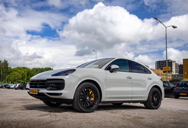 Porsche Cayenne Coupé Turbo S E-Hybrid