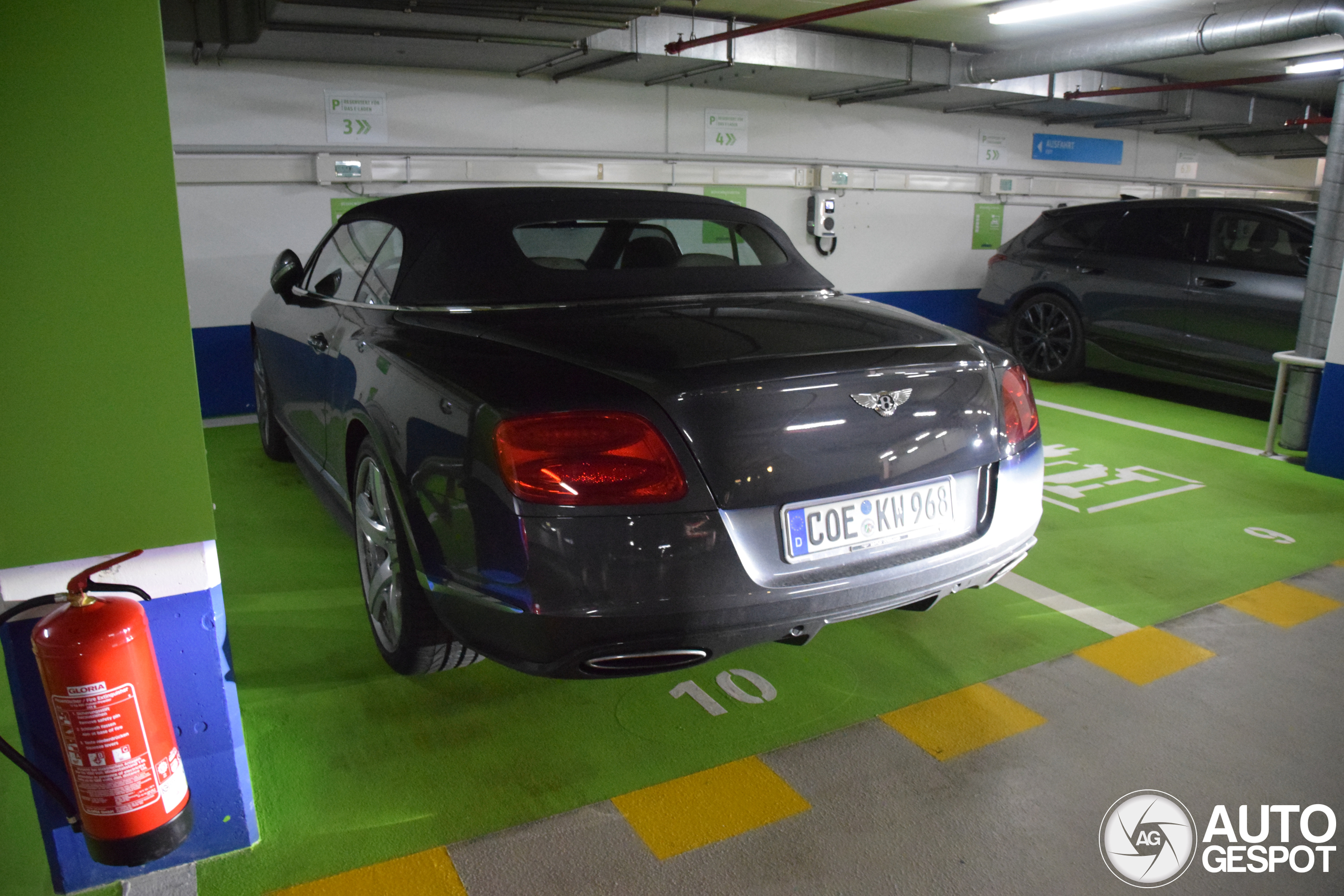Bentley Continental GTC 2012