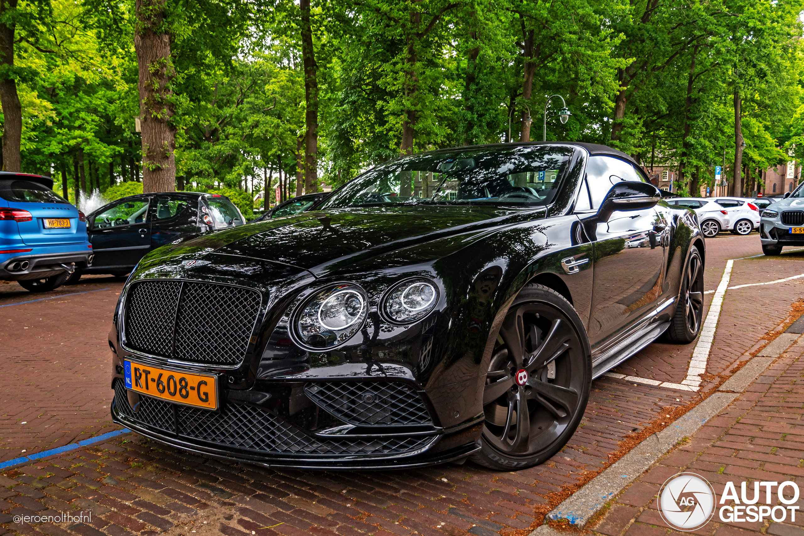 Bentley Continental GTC V8 S 2016