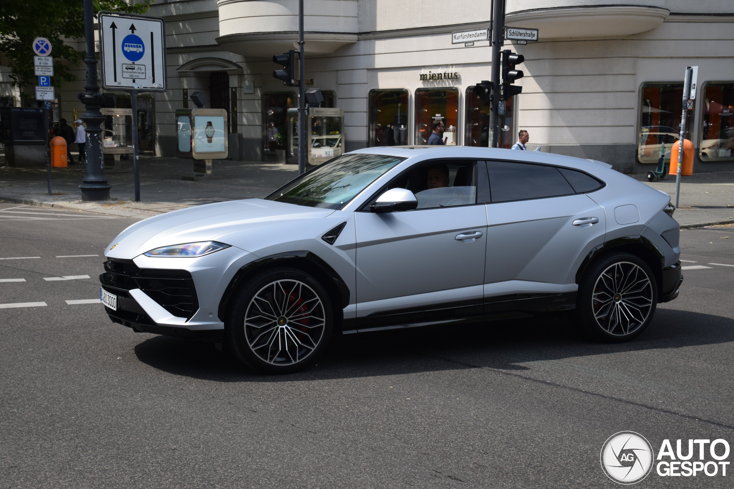 Lamborghini Urus SE