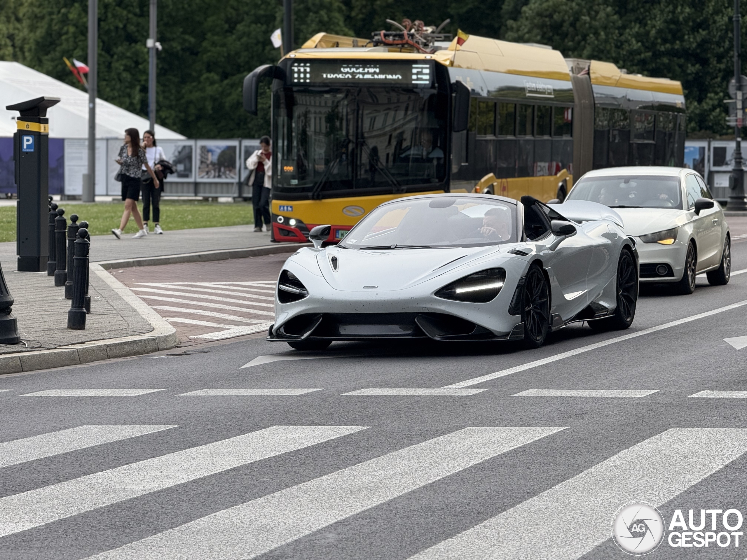 McLaren 765LT Spider