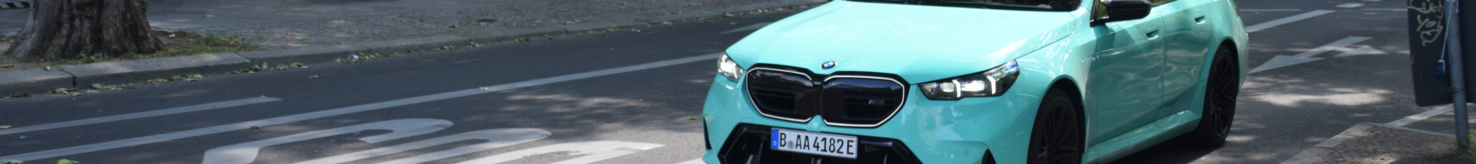 BMW M5 G90