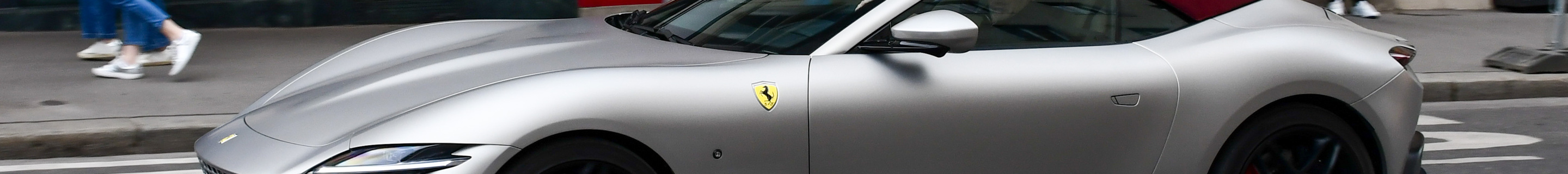 Ferrari Roma Spider