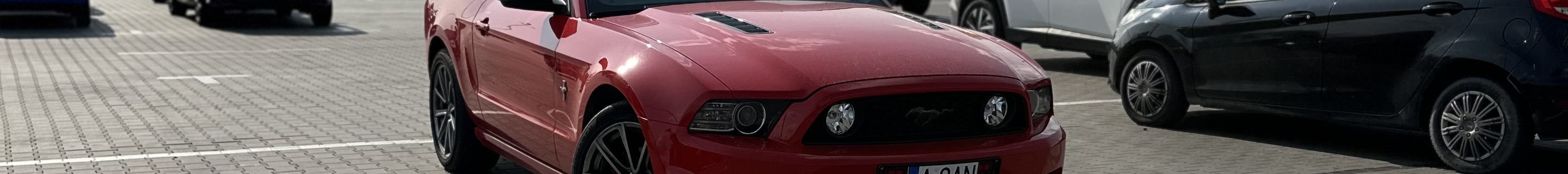 Ford Mustang GT 2013