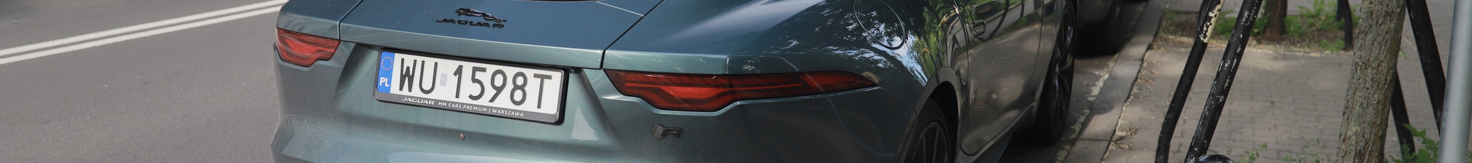 Jaguar F-TYPE R75 Coupé