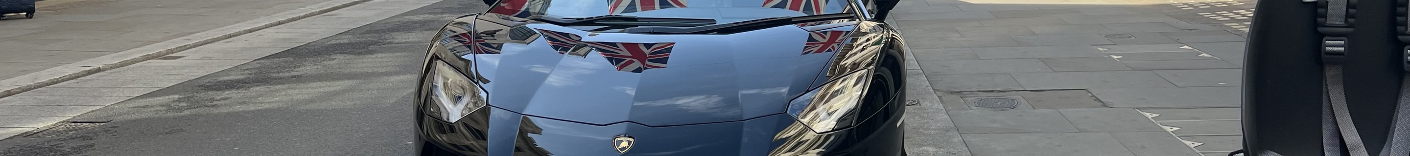 Lamborghini Aventador S LP740-4