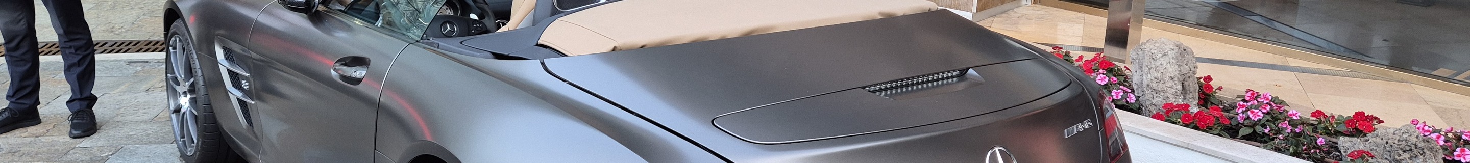 Mercedes-Benz SLS AMG Roadster
