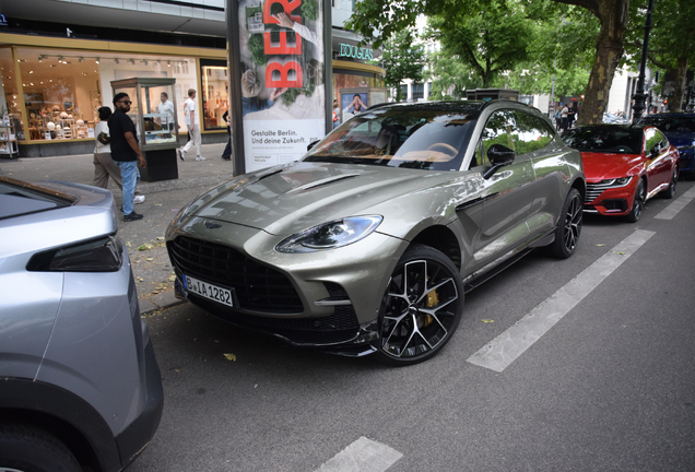 Aston Martin DBX707