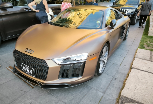 Audi R8 V10 Plus 2015