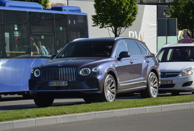 Bentley Bentayga Azure 2024