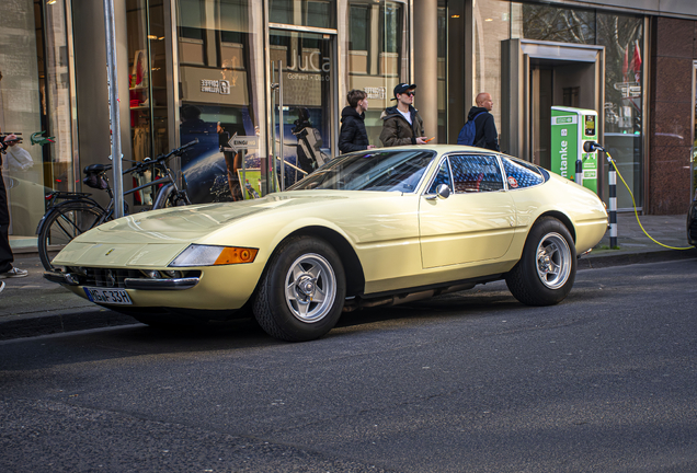 Ferrari 365 GTB/4 Daytona