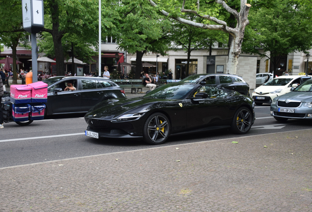 Ferrari Roma Spider