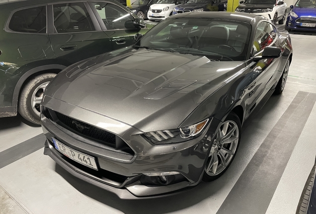 Ford Mustang GT 2015