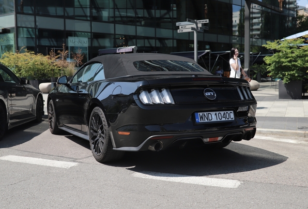 Ford Mustang GT Convertible 2015