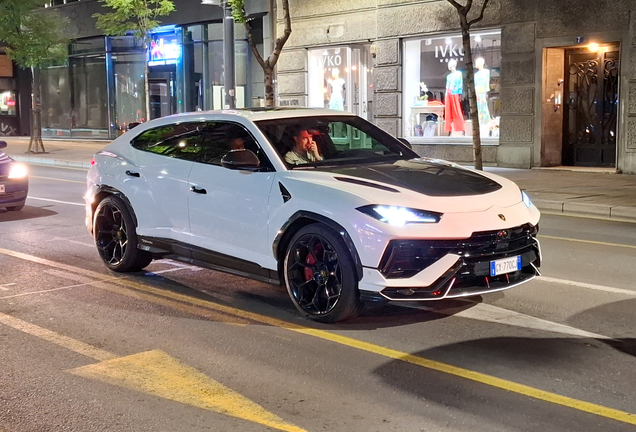 Lamborghini Urus Performante