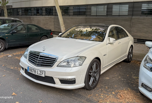 Mercedes-Benz S 63 AMG W221 2010