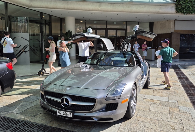Mercedes-Benz SLS AMG