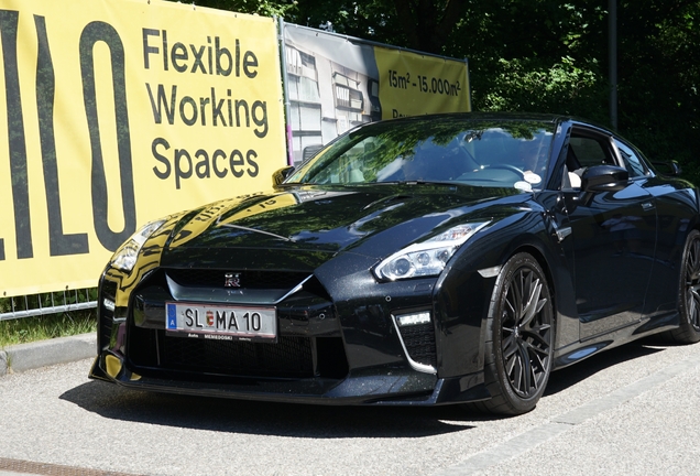 Nissan GT-R 2017