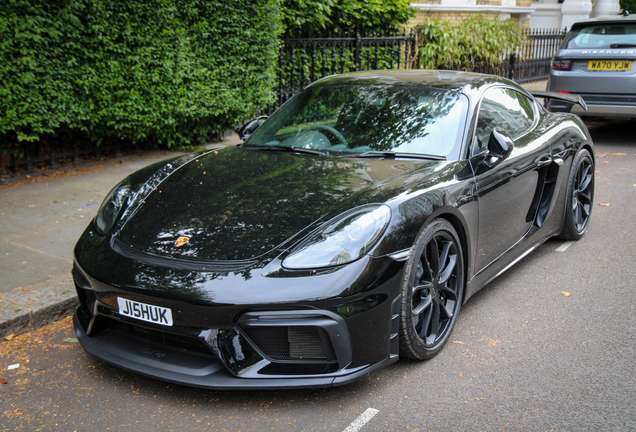 Porsche 718 Cayman GT4