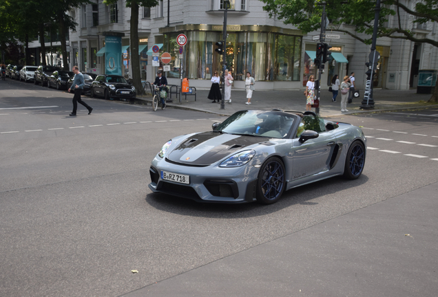 Porsche 718 Spyder RS Weissach Package