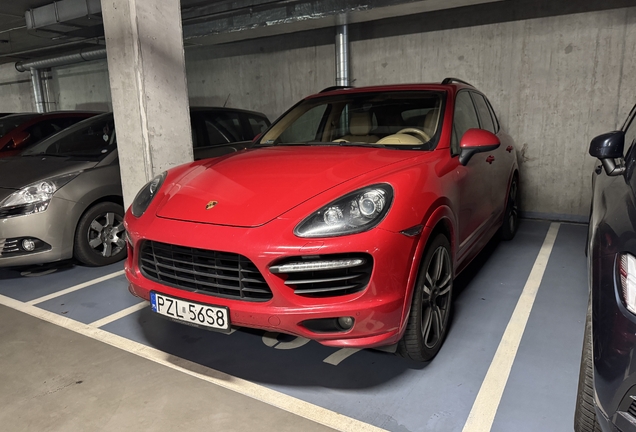Porsche 958 Cayenne GTS