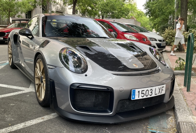 Porsche 991 GT2 RS Weissach Package