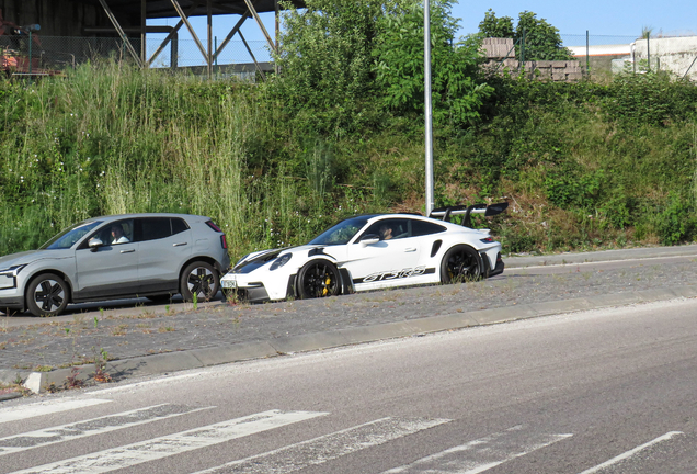 Porsche 992 GT3 RS MkI Weissach Package