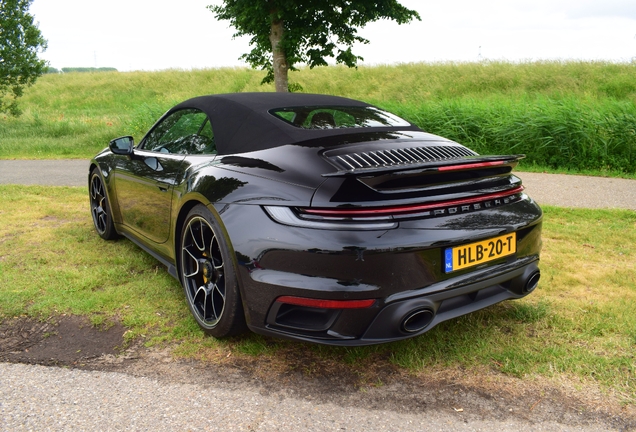Porsche 992 Turbo S Cabriolet