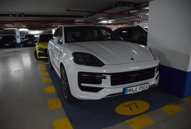 Porsche 9YA Cayenne Turbo E-Hybrid