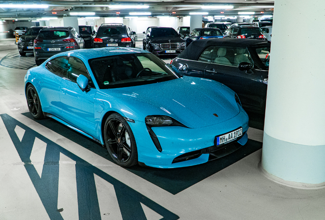 Porsche Taycan Turbo