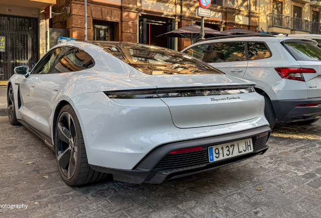 Porsche Taycan Turbo S