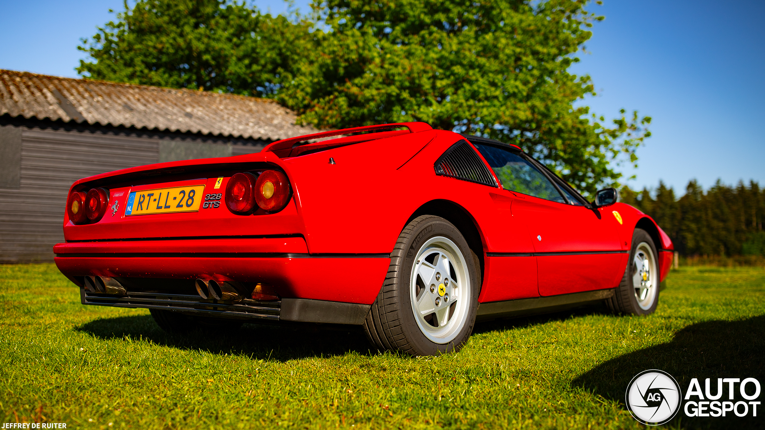 Ferrari 328 GTS