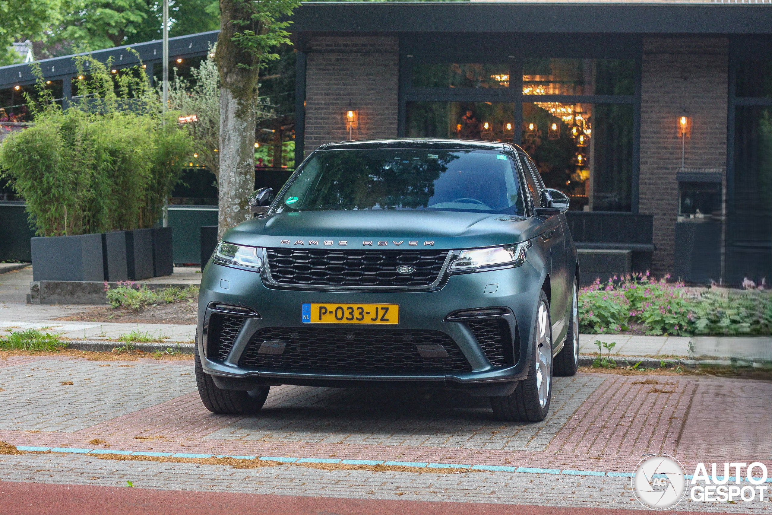 Land Rover Range Rover Velar SVAutobiography