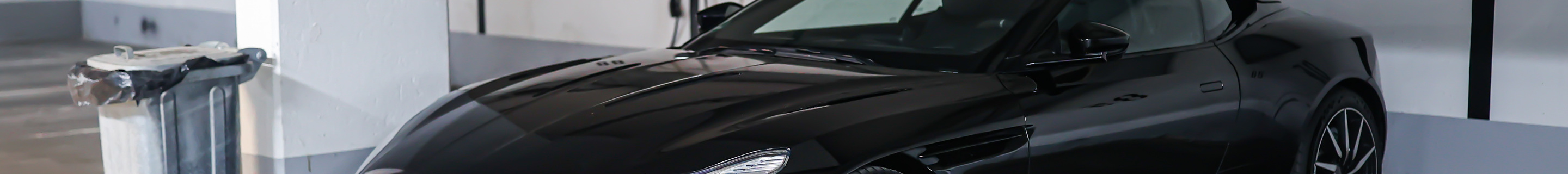 Aston Martin DB11