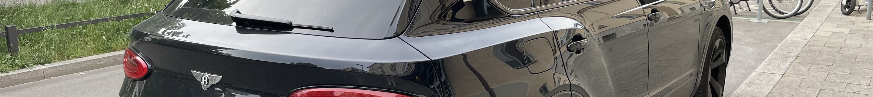 Bentley Bentayga V8 2021 First Edition
