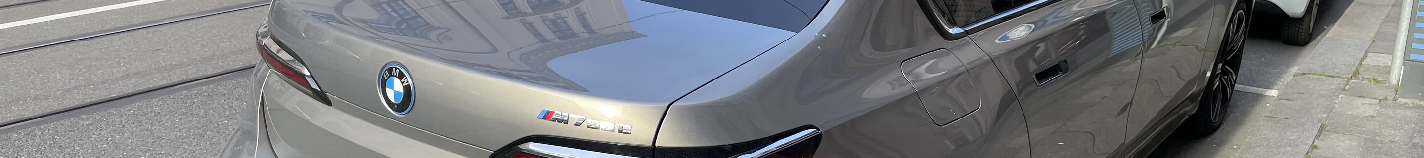 BMW M760e xDrive