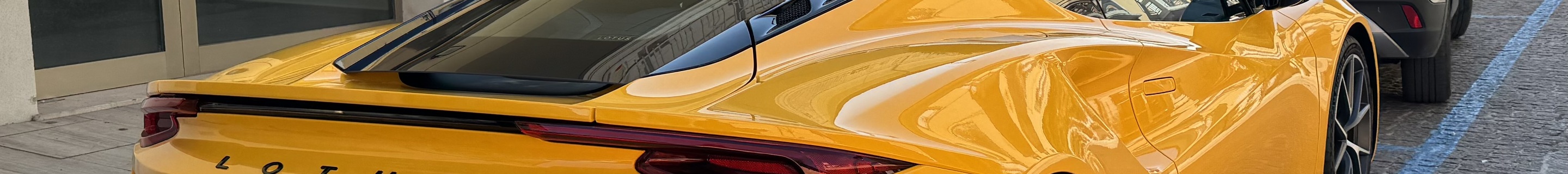 Lotus Emira
