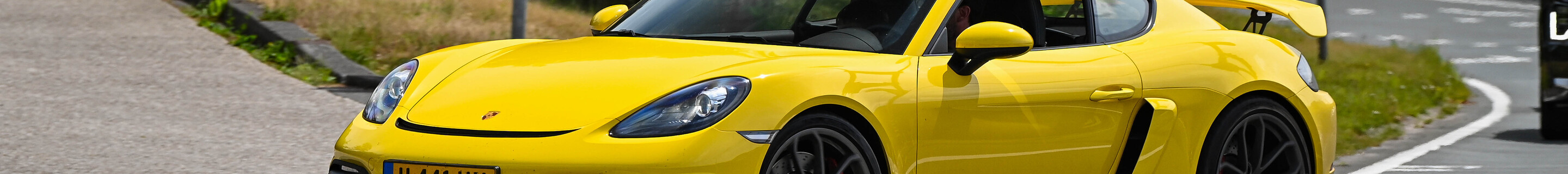 Porsche 718 Cayman GT4