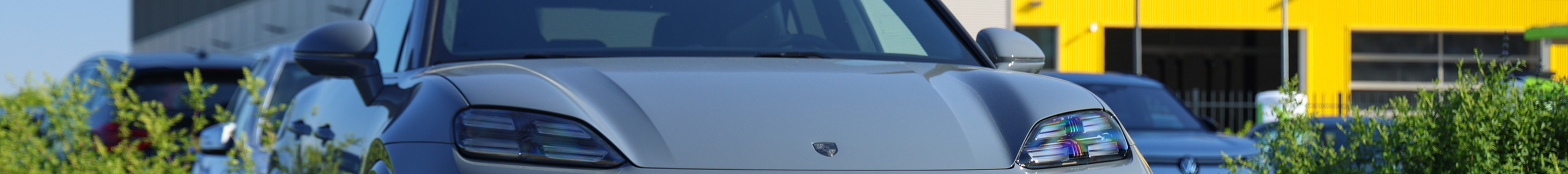 Porsche Macan EV Turbo