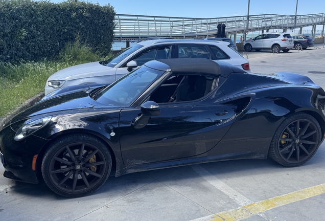 Alfa Romeo 4C Spider
