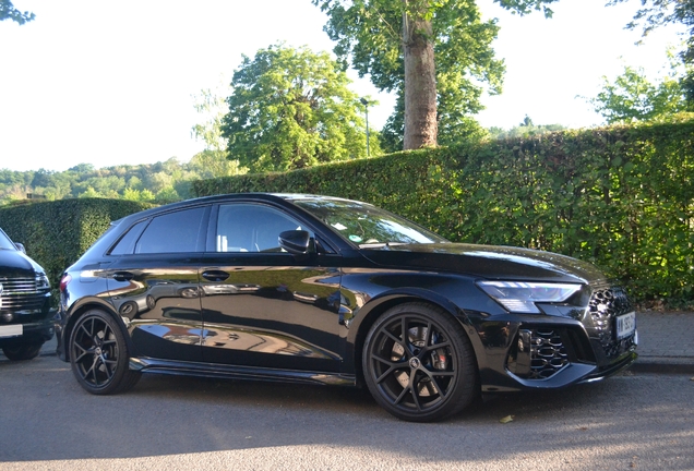 Audi RS3 Sportback 8Y