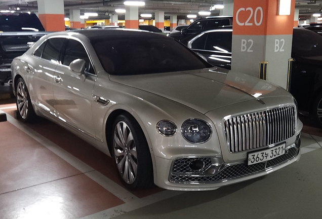 Bentley Flying Spur V8 2021