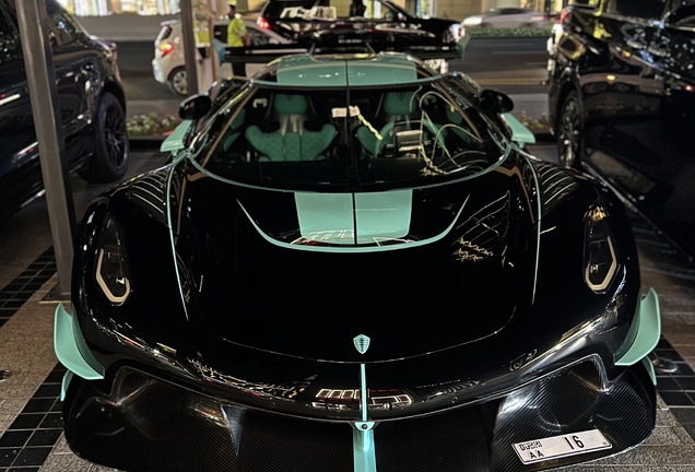 Koenigsegg Jesko Attack