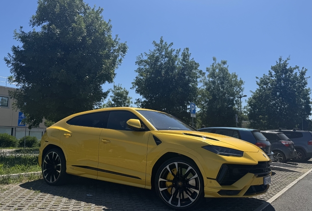 Lamborghini Urus S