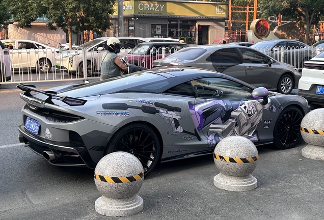 McLaren GT