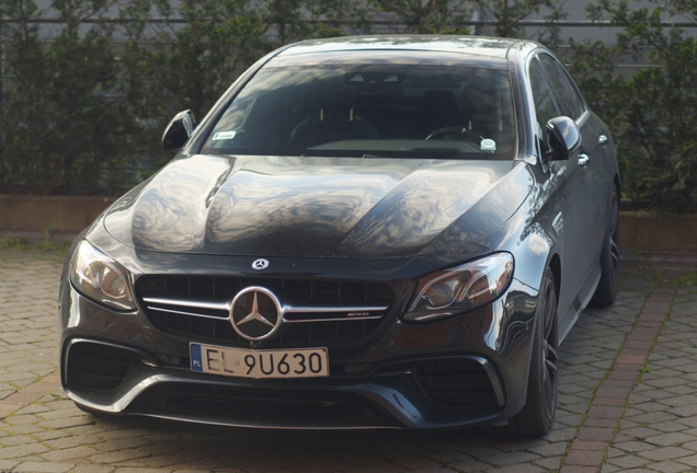 Mercedes-AMG E 63 S W213